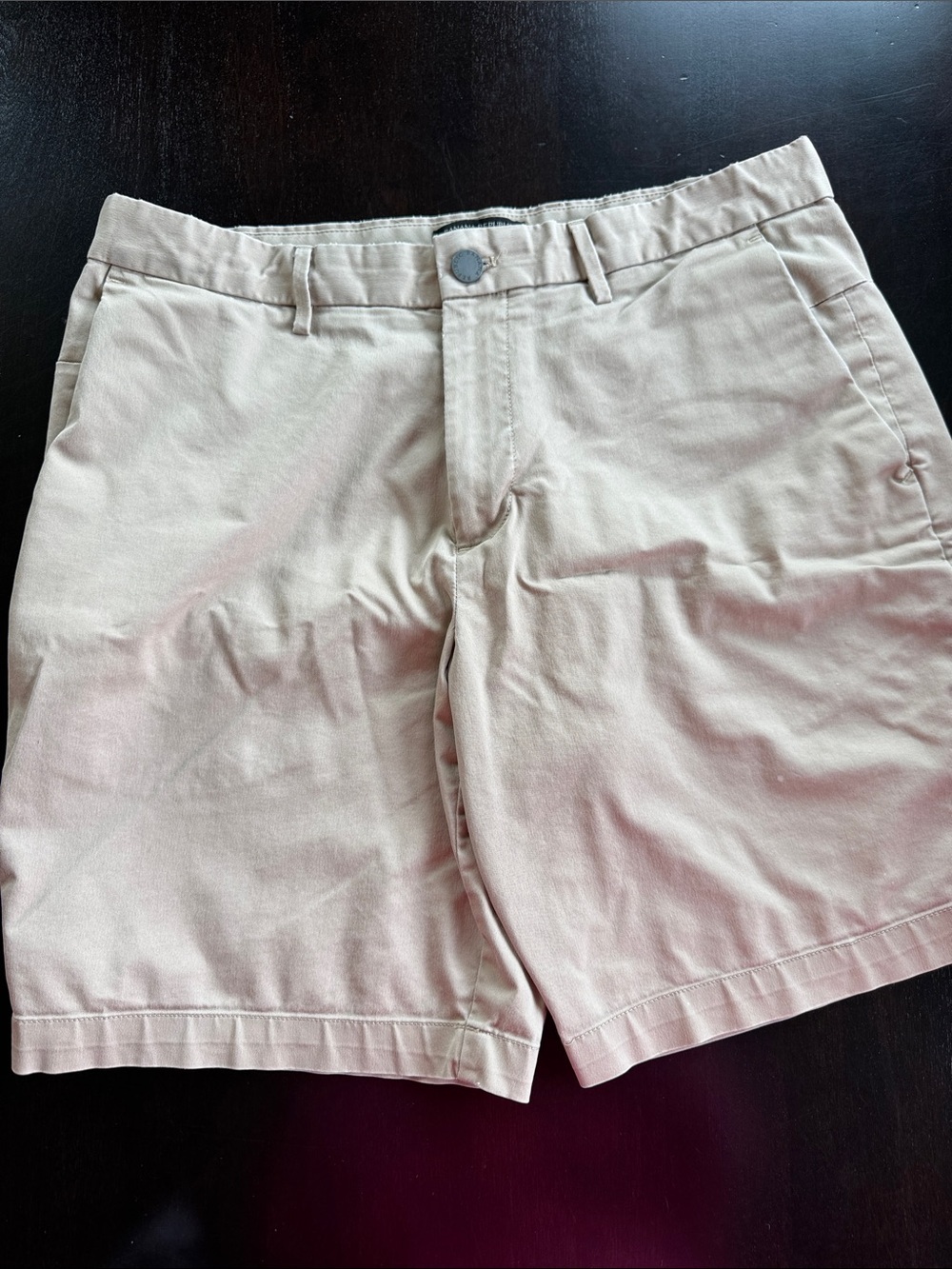 Banana Republic Stone Flat-Front Men’s Shorts
